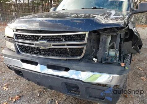 2006 Chevrolet Silverado 1500 Work Truck z USA, uszkodzony, nr VIN 1GCEK19V86Z232371